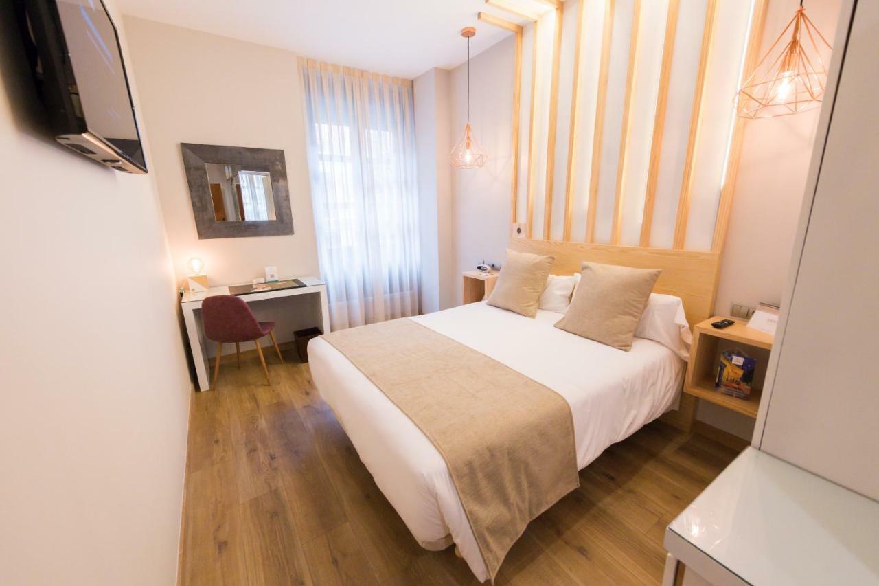 אוביידו Hotel Fruela מראה חיצוני תמונה